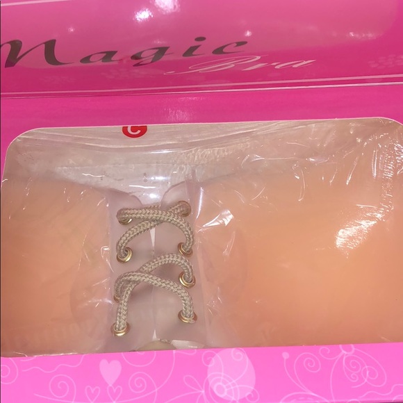 Magic bra - Picture 2 of 2